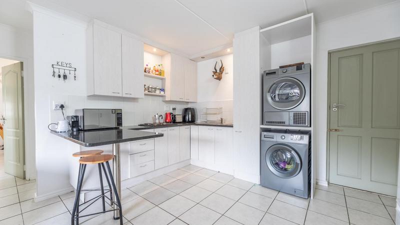 2 Bedroom Property for Sale in Stellenbosch Central Western Cape